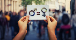Çocuk yetiştirirken kadın erkek eşitsizliğiyle mücadele edebilecek 5 fikir