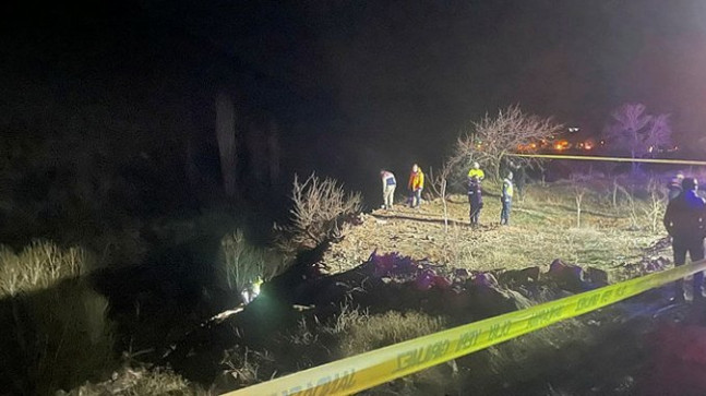 Malatya'da kamyon şarampole uçtu! 7 kişi hayatını kaybetti