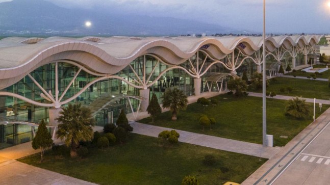 Hatay Havalimanı hizmete devam ediyor