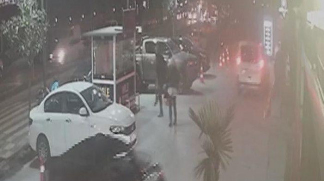Beylikdüzü’nde kafe çıkışı dehşet! O anlar kamerada