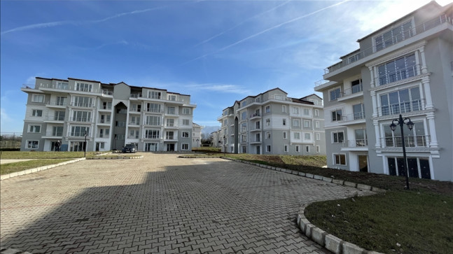 Kocaeli’de hayırseverler yeni konutlarını depremzede ailelerin kullanımına açtı