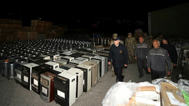 Milli Savunma Bakanı Hulusi Akar afet bölgesinde çalışmaları yerinde inceledi