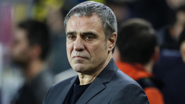 Alanyaspor’da Frencesco Farioli’nin yerine Ersun Yanal geliyor