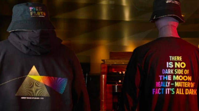 Bu çarşamba öyle bir tişört geliyor ki tribün çok karışacak