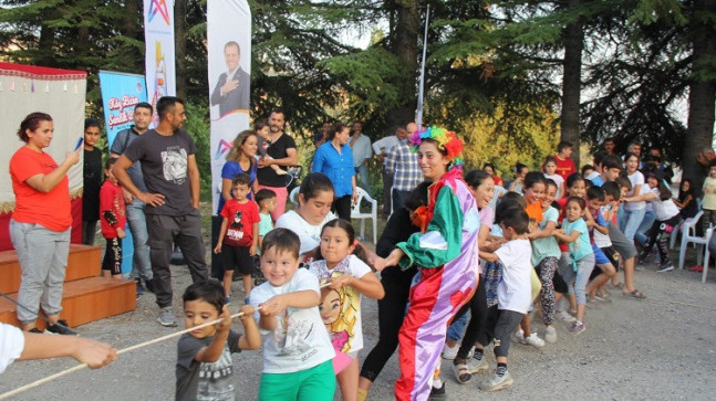 MERSİN BÜYÜKŞEHİR BELEDİYESİ, COŞKU VE EĞLENCEYİ HER NOKTAYA TAŞIYOR