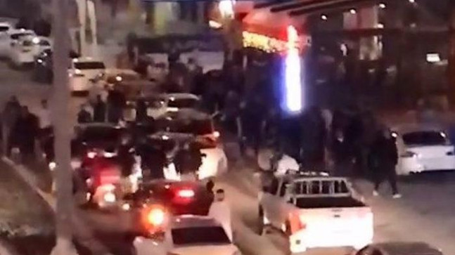 Elazığ’da ‘yol verme’ tartışması meydan savaşına dönüştü! Çok sayıda gözaltı var