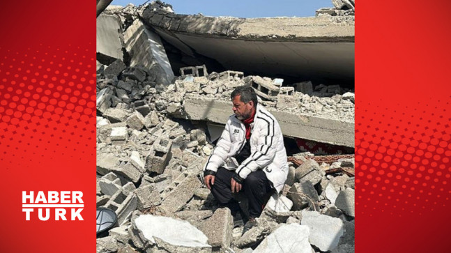 90 bine yakın kitabın olduğu sahaf dükkanı depremde yerle bir oldu