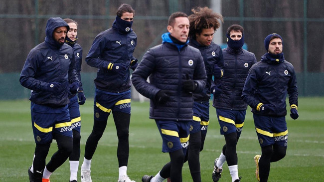 Fenerbahe’de Alanyaspor ma ncesi 4 eksik
