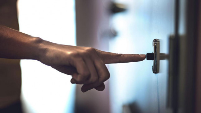 BİR SORUDAN FAZLASI | Bu misafirler ne zaman gidecek?