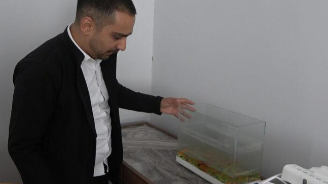 Ağır hasarlı evine 44 gün sonra girdi! Gördüğü manzara karşısında hem şoke oldu hem mutlu oldu