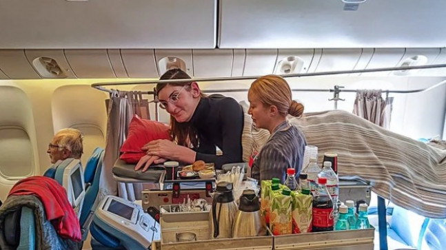 Dünyanın en uzun boylu kadını Rumeysa Gelgi Türkiye’ye döndü