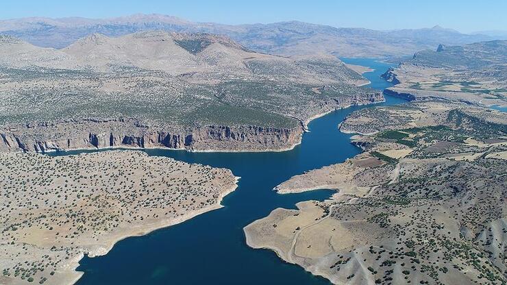 Fırat Nehri Nerede, Nasıl Gidilir? Fırat Nehri Nereden Doğar, Nereye Dökülür?