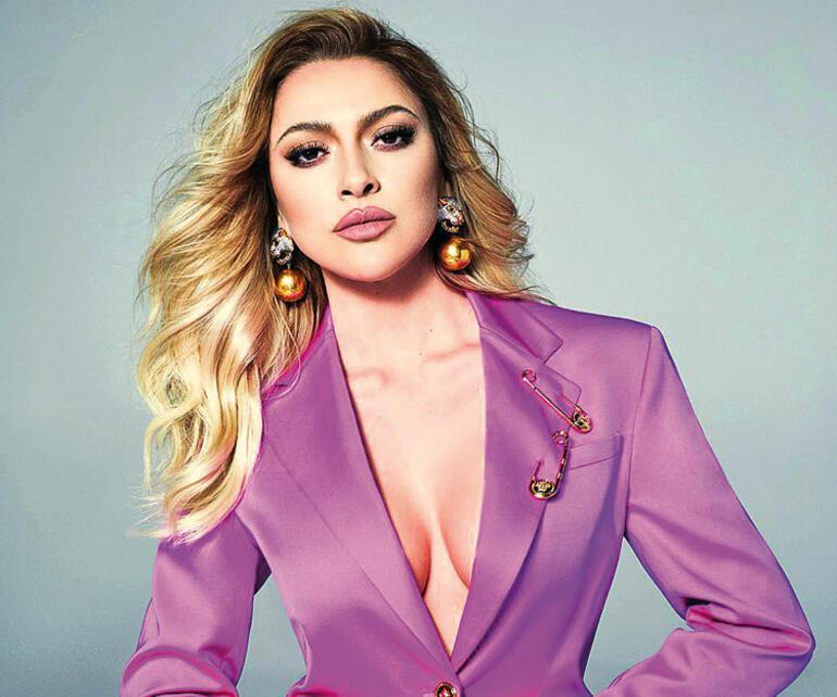 Hadise boşandı şahlandı