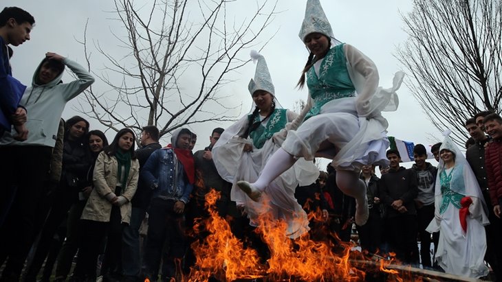 Nevruz nedir, ne demek? 2023 Nevruz Bayramı ne zaman, tatil mi? Adet, gelenek ve görenekler neler?